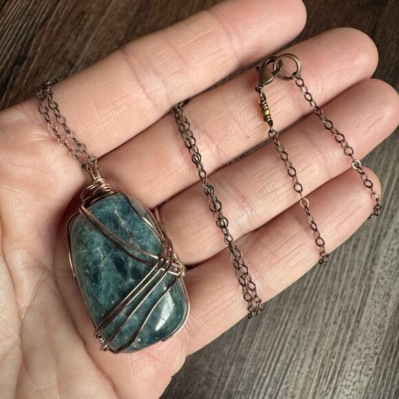 Blue Apatite Wire Wrapped Necklace Tumbled Gemstone Pendant Antiqued Brass - Picture 9 of 12